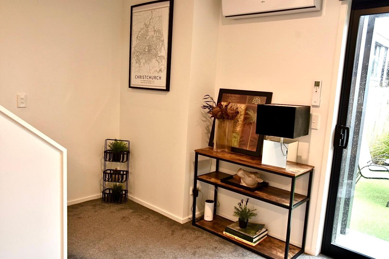 Close To Arena And One Kilometer From Railway Station Onsite Ev Car Park 크라이스트처치 외부 사진