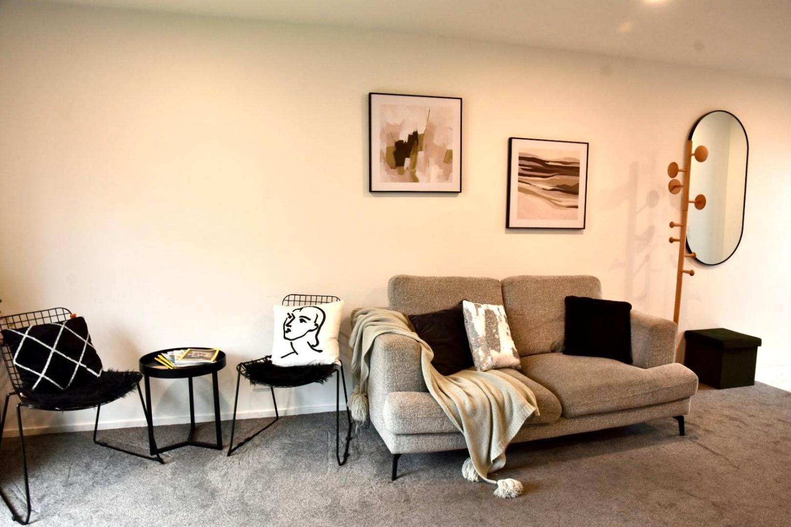 Close To Arena And One Kilometer From Railway Station Onsite Ev Car Park 크라이스트처치 외부 사진