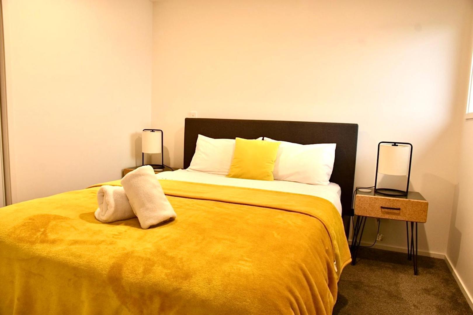 Close To Arena And One Kilometer From Railway Station Onsite Ev Car Park 크라이스트처치 외부 사진
