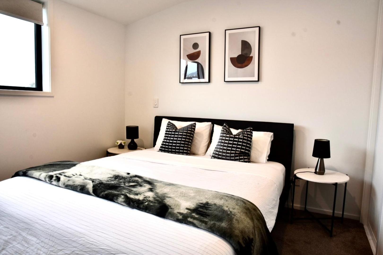 Close To Arena And One Kilometer From Railway Station Onsite Ev Car Park 크라이스트처치 외부 사진